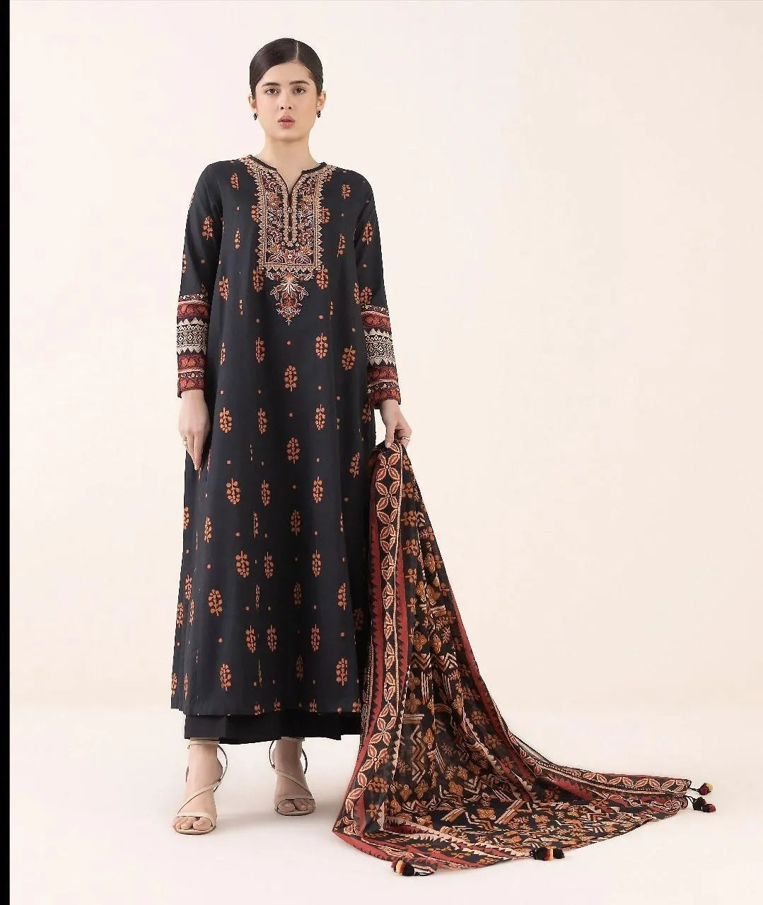 Black Linen Printed